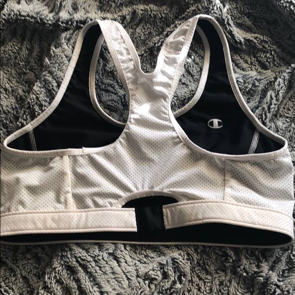 Champion reversible sports bra🖤 - Picture 5 of 6